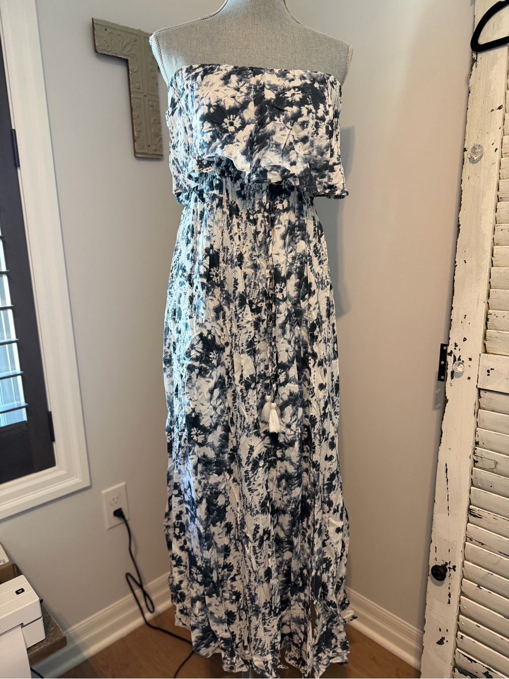 JAPNA Strapless Blue & White Tie Dye Sweeping Maxi Dress Boho chic casual